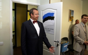 Президент Ильвес на выборах в Европейский Парламент в Йыхви 