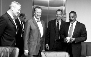Meeting at Symantec. First from right: Chairman of the Board, John W. Thompson