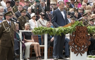 President Ilves on Victory Day in Jõgeva
