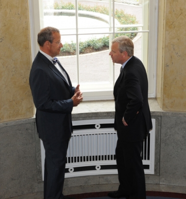 President Ilves and Jaap de Hoop Scheffer, NATO Secretary General in Kadriorg