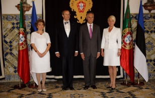 President of Portugal Aníbal Cavaco Silva and Maria Cavaco Silva meet with President Toomas Hendrik Ilves and Evelin Ilves at the Belém Palace