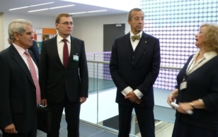 Visit to the Corvinus University in Budapest. From the left: rector Tamas Mészaros, Estonian Minister of Education and Research Tõnis Lukas, President Toomas Hendrik Ilves, and the Head of University Library