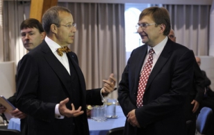 President Ilves and Urmas Sutrop, Director of the Institute of the Estonian Language
