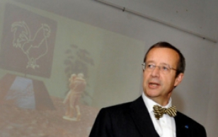 Back to School. President Toomas Hendrik Ilves delivered a lesson to the students of Haljala Gymnasium