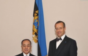President Ilves receives the credentials of the Ambassador of Japan, Hiroshi Maruyama