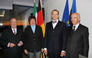 President Ilves opened the Honorary Consulate of Estonia in Dusseldorf