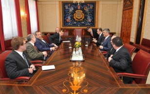 President Ilves meets with Mr. Hashim Thaci, the Prime Minister of Kosovo.