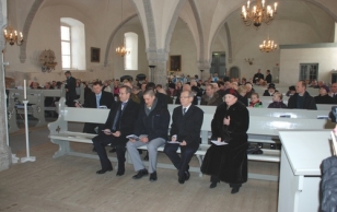 President Toomas Hendrik Ilves osales Tallinna Rootsi Mihkli kirikus Talvesõja lõppemise 70. aastapäeva mälestusteenistusel