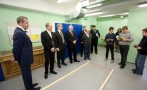 President Ilves visits the factory of Hallik Ltd in Tapa.