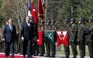 President Ilves and his Turkish counterpart Abdullah Gül review a guard of honour during a welcoming ceremony at the Presidential Palace in Ankara.