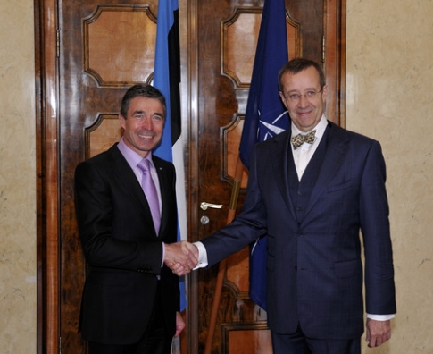 President meets Secretary General of NATO, Anders Fogh Rasmussen.