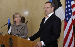 President Ilves and State Secretary Clinton at the press conference.