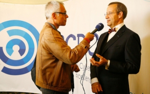 Interview to Deutsche Welle Radio.
