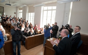 President Ilves gave a lesson at Tallinn Secondary Science School