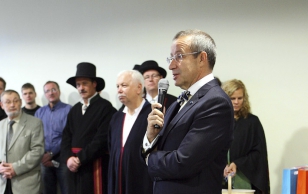 President Ilves at the opening of the new Abja Secondary School schoolhouse