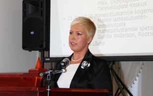 Evelin Ilves at the conference 'Eat wisely'