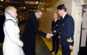 Presidendipaar Toomas Hendrik Ilves ja Evelin Ilves alustasid tna reisi Tallinki laeval Victoria Rootsi kuningriiki.