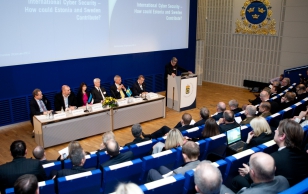 Küberjulgeoleku seminar Rootsi Kaitsekolledžis Försvarshögskolan.