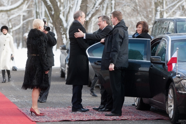 Poola Vabariigi presidendi Bronislaw Komorowski ja Anna Komorowska saabumine Kadriorgu