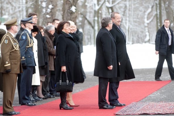 Poola riigipea Bronislaw Komorowski ja Anna Komorowska saabumine Kadriorgu