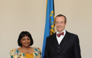 Sambia Vabariigi suursaadik Anne Luzongo Mtamboh