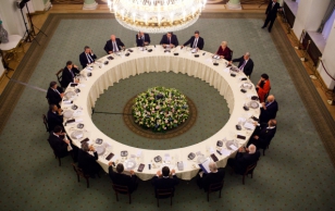 Tööõhtusöök presidentide Komarowski ja Obama juhtimisel