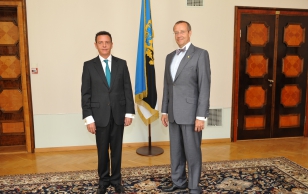 Hispaania Kuningriigi suursaadik Álvaro de la Riva Guzmán de Frutos ja president Toomas Hendrik Ilves