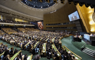 Üldvaade saalist, kus Peasekretär Ban Ki-moon esitab ÜRO Peaassamblee 66. istungjärgu avamisel oma aastaaruannet