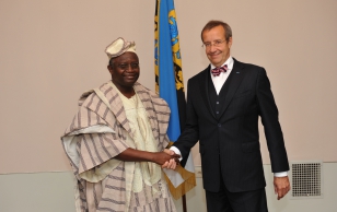Ghana suursaadik Paul King Aryene ja president Toomas Hendrik Ilves