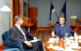 The Ambassador of the Republic of Hungary, Erik Haupt and President Toomas Hendrik Ilves