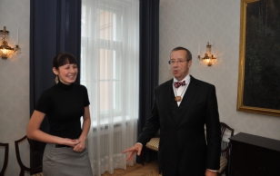 Komi noorte eestvedaja Olga Averina ja president Toomas Hendrik Ilves
