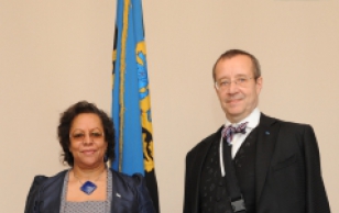Botswana Vabariigi suursaadik Bernadette S. Rathedi ja president Toomas Hendrik Ilves
