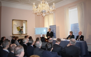 President Ilves esines rahvusvaheliste ja Euroopa asjade instituudi (IIEA) konverentsil küberjulgeolekualase ettekandega