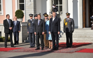 President Sauli Niinistö tervitamine Kadriorus