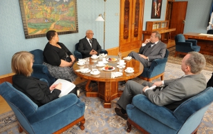 The ambassador of Namibia Daniel Rudolph Smith and  president Toomas Hendrik Ilves
