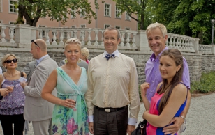 Vastuvõtt Eesti sõprade rahvusvahelisel kokkutulekul osalenutele Kadrioru roosiaias