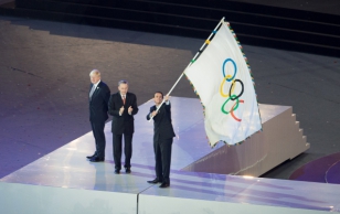 Londoni olümpiamängude lõputseremoonia. Nelja aasta pärast toimuvate mängude korraldusõigus ja olümpialipp antakse pidulikult üle Rio de Janeirole