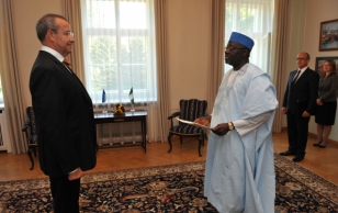 President Toomas Hendrik Ilves ja Nigeeria Liitvabariigi suursaadik Frank Ngozi Isoh