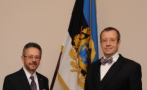 Hondurase Vabariigi suursaadik Roberto Flores Bermúdez