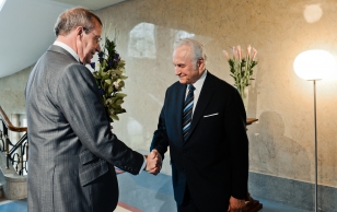 President Toomas Hendrik Ilvese õnnitlused president Arnold Rüütlile