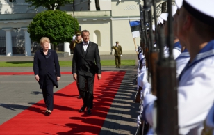 Ametlik vastuvõtutseremoonia. Leedu president Dalia Grybauskaitė ja president Toomas Hendrik Ilves