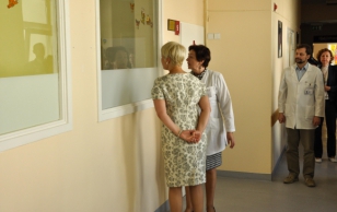 Evelin Ilves külastas Vilniuse Lastehaigla onko-hematoloogia osakonda