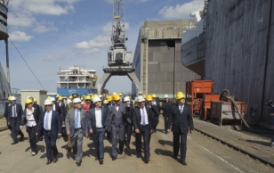 President Toomas Hendrik Ilves külastas koos ametliku ja äridelegatsiooniga Klaipedas Eesti kapitalil põhineva BLRT Grupi laevaehitustehast Baltija (Baltija Shipbuilding Yard) ja laevaremonditehast Vakaru Laivu Gamykla (Western Shipyard)