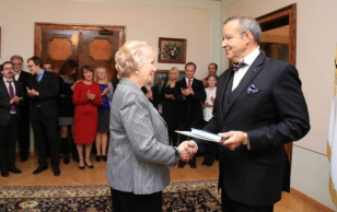 Hariduspreemia laureaat, kauaaegne viiuliõpetaja Tiiu Peäske
