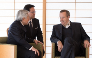 President Toomas Hendrik Ilves ja Evelin Ilves kohtusid Tokios Jaapani keiser Akihito ja keisrinna Michiko'ga