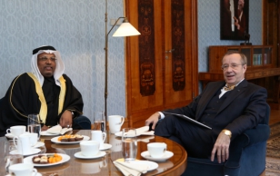 Araabia Ühendemiraatide suursaadik Jumaa Mubarak Al Junaibi ja president Toomas Hendrik Ilves