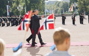Pidulik vastuvõtutseremoonia Norra Kuningapalee ees