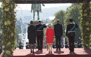 Pidulik vastuvõtutseremoonia Norra Kuningapalee ees