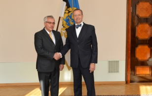 Valgevene suursaadik Anatoly Stepus ja president Toomas Hendrik Ilves