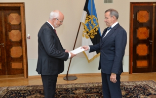 Norra suursaadik Dagfinn Sørli ja president Toomas Hendrik Ilves